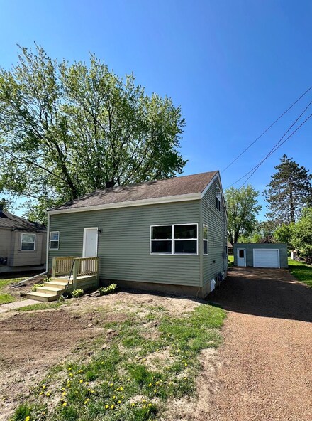 619 Kaplanek Ave, Antigo, WI 54409