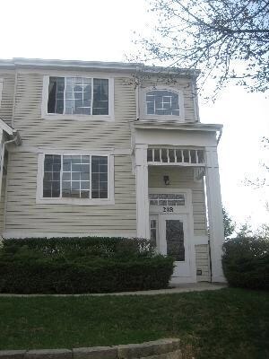 218 Polo Club Dr, Glendale Heights, IL 60139