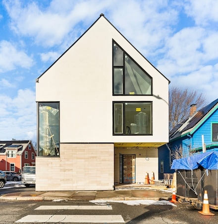 55 Harvey St, Cambridge, MA 02140