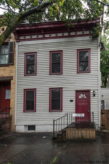364 Hudson Ave, Albany, NY 12210