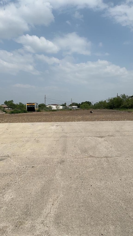 1910 Lewis St, Eagle Pass, TX 78852