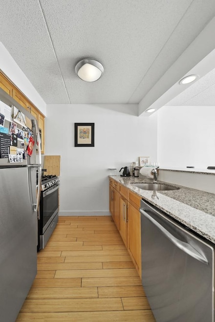 516 W 47th St Unit S2M, New York, NY 10036