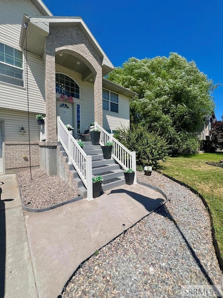 3537 E Hyrum Dr, Idaho Falls, ID 83401