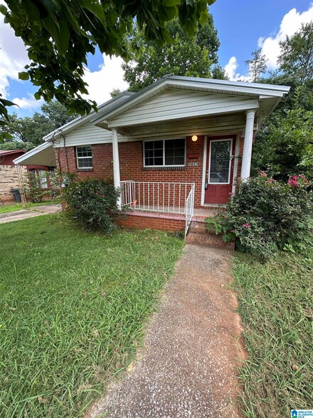 1657 18th Way SW, Birmingham, AL 35211