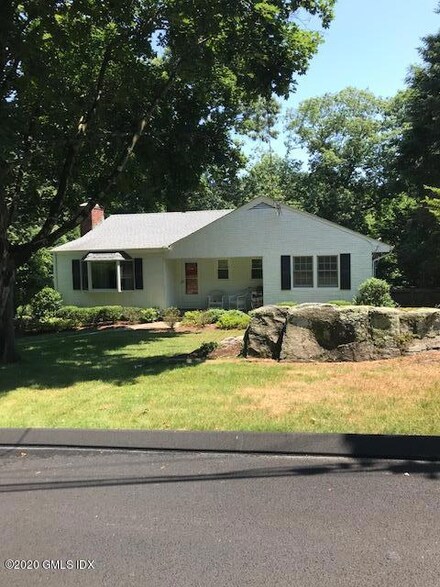 14 Licata Terrace, Cos Cob, CT 06807