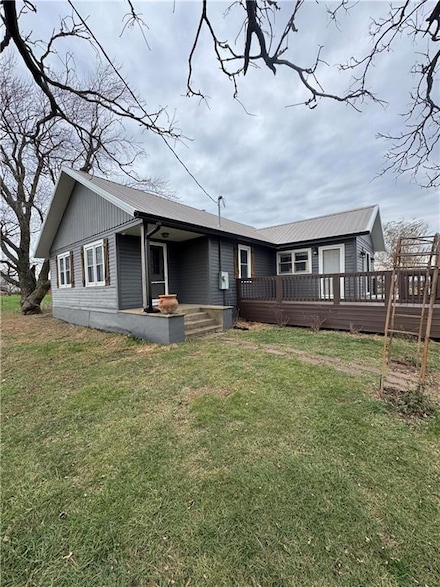 1883 Maple Rd, Fort Scott, KS 66701