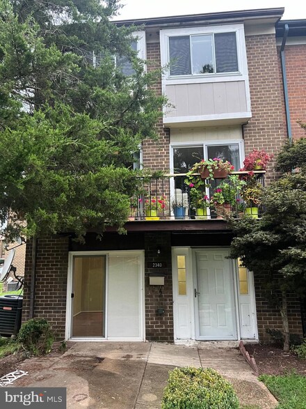 2340 Sun Valley Cir Unit 2EF, Silver Spring, MD 20906