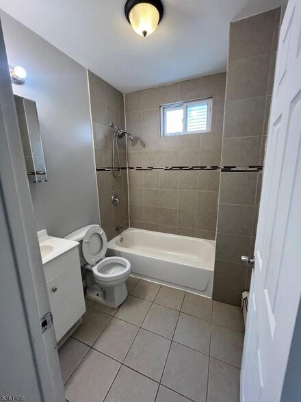 196 Shephard Ave Unit 2, Newark, NJ 07112