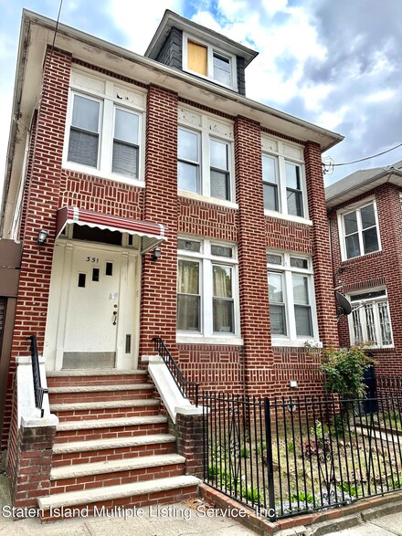 351 E 46 St, Brooklyn, NY 11203