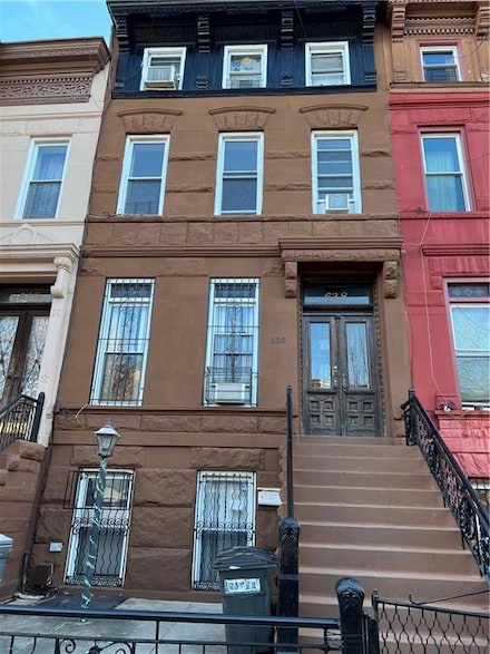 628 Hancock St, Brooklyn, NY 11233