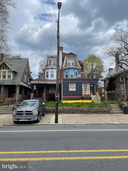 5807 Chew Ave, Philadelphia, PA 19138