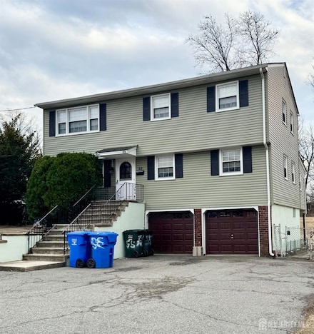 55 Murdock St, Fords, NJ 08863