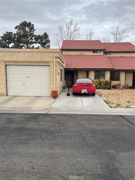 19222 Elm Dr, Apple Valley, CA 92308