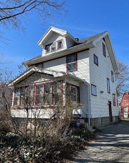 46 Sylvester St, Rochester, NY 14621