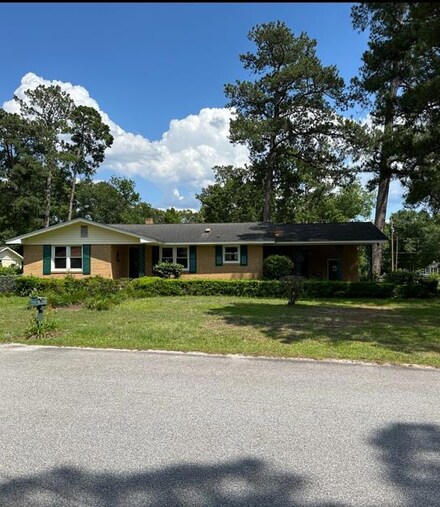 1199 Beckridge Dr, Sumter, SC 29154