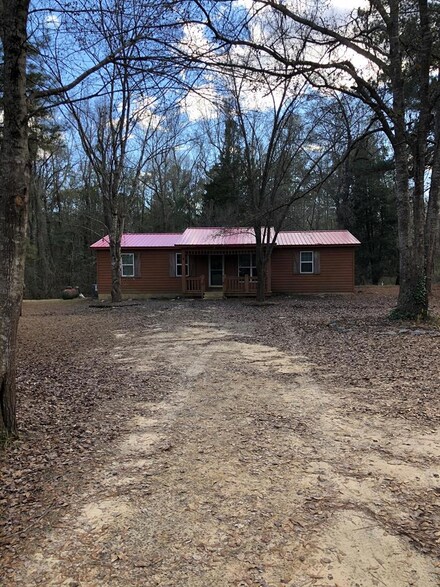 2335 Georgia 57, Kite, GA 31049