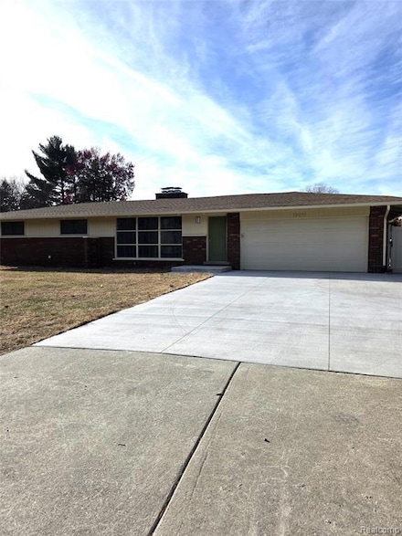 19051 Merriman Rd, Livonia, MI 48152