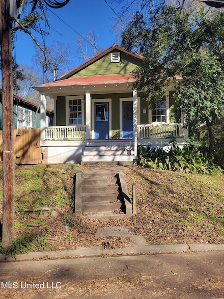 207 Saint Mary St, Natchez, MS 39120