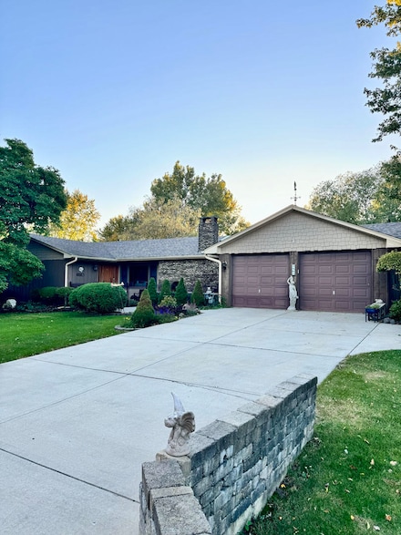 7802 Adams St, Darien, IL 60561