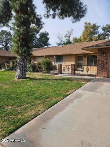 15462 N Lakeforest Dr, Sun City, AZ 85351