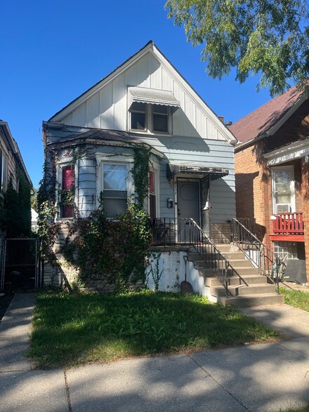 7232 S Sangamon St, Chicago, IL 60621