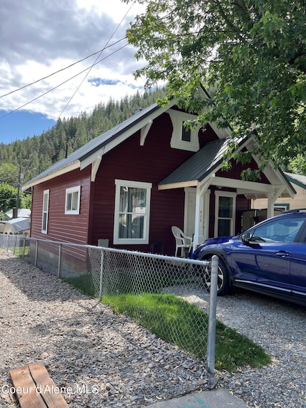 711 Upper 3rd St, Kellogg, ID 83837