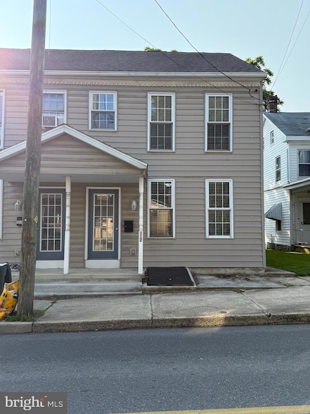 112 N Church St, Waynesboro, PA 17268