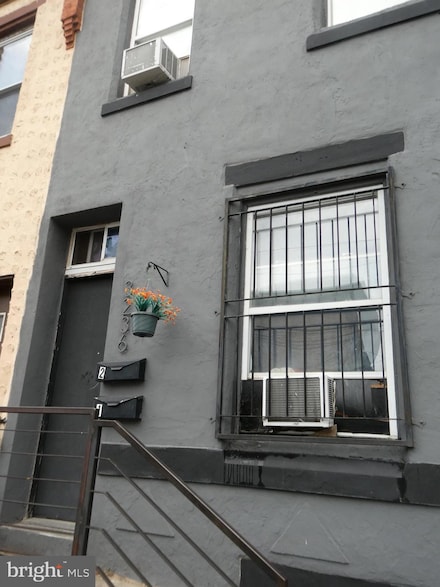 3236 Jasper St, Philadelphia, PA 19134