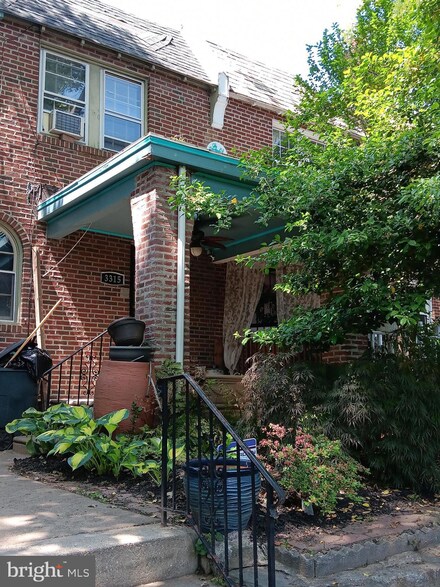 3315 Tilden St, Philadelphia, PA 19129