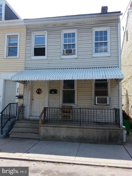 210 S Penn St, York, PA 17401