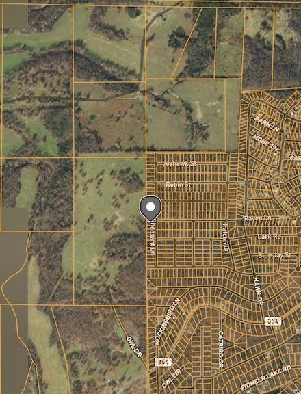 1504 Lark Rd, Horseshoe Bend, AR 72512
