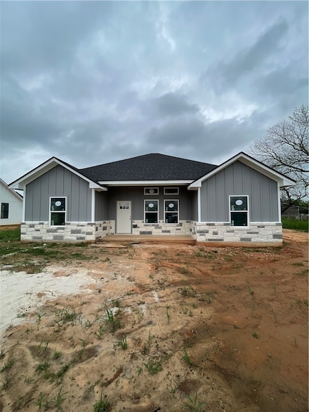 412 E Hunt St, Bremond, TX 76629
