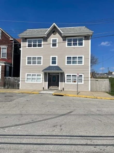 1362 Goettman St, Pittsburgh, PA 15212