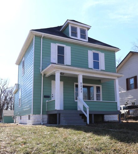 2027 Floral Ave, Columbus, OH 43223