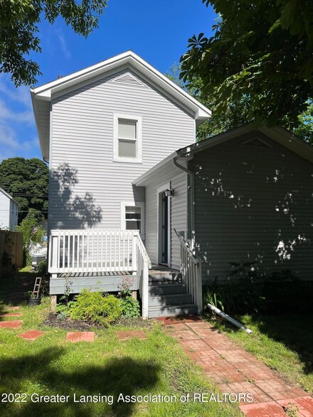 1019 Clear St, Lansing, MI 48910