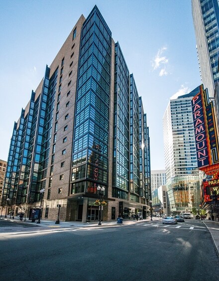 580 Washington St Unit 6F, Boston, MA 02111