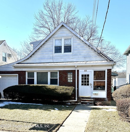 48 Seneca Ave, Staten Island, NY 10301