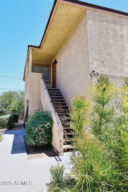 532 W 9th St Unit 201, Mesa, AZ 85201