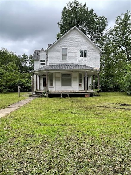 108 E Orange Ave, Caney, KS 67333