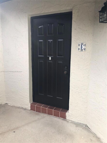 15242 SW 46th Ln Unit E69, Miami, FL 33185