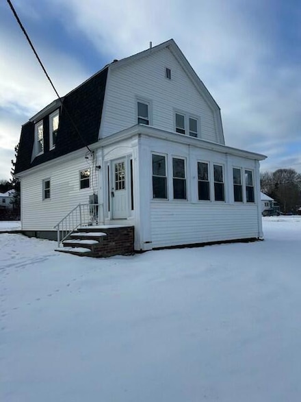 633 Main St, Old Town, ME 04468