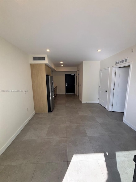 16395 Biscayne Blvd Unit 711, North Miami Beach, FL 33160