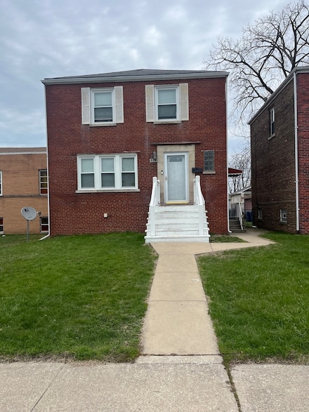579 Price Ave, Calumet City, IL 60409
