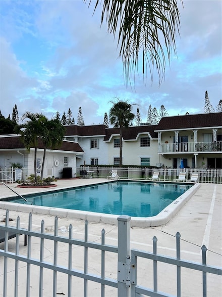 708 SE 2nd Ave Unit 428, Deerfield Beach, FL 33441