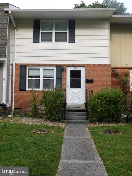 205 Moore Dr, Berryville, VA 22611