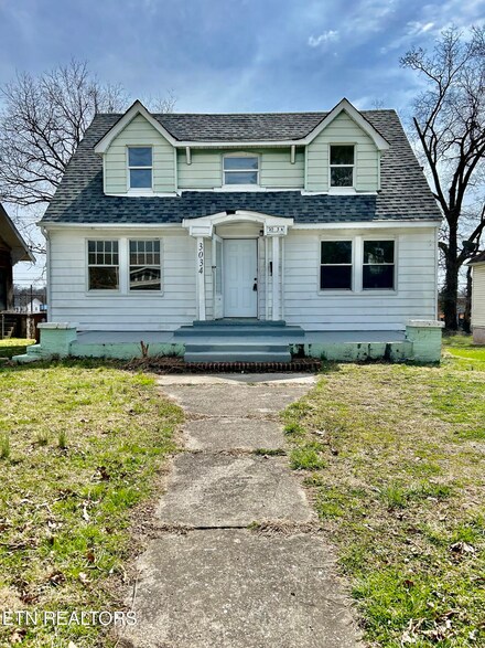 3034 E 5th Ave, Knoxville, TN 37914
