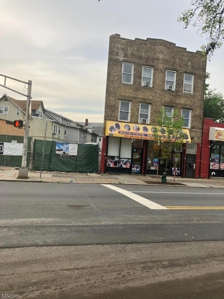 789 S Orange Ave, Newark, NJ 07106