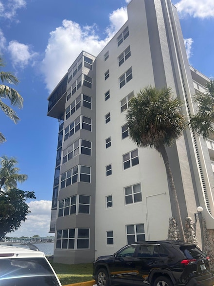 1175 NE Miami Gardens Dr Unit 301, Miami, FL 33179