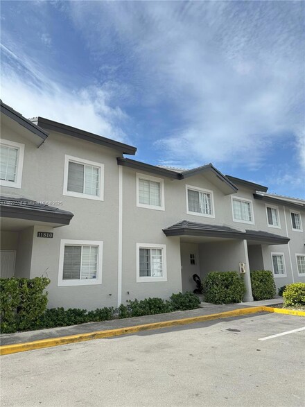 11810 NE 19th Dr Unit 8, North Miami, FL 33181