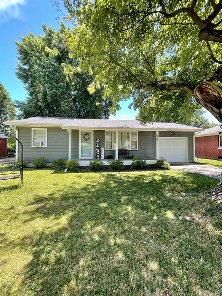 6217 W Penrod Rd, Muncie, IN 47304
